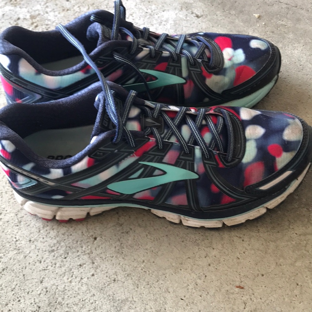 Brooks Adrenaline GTS 17 Confetti POP Shoes